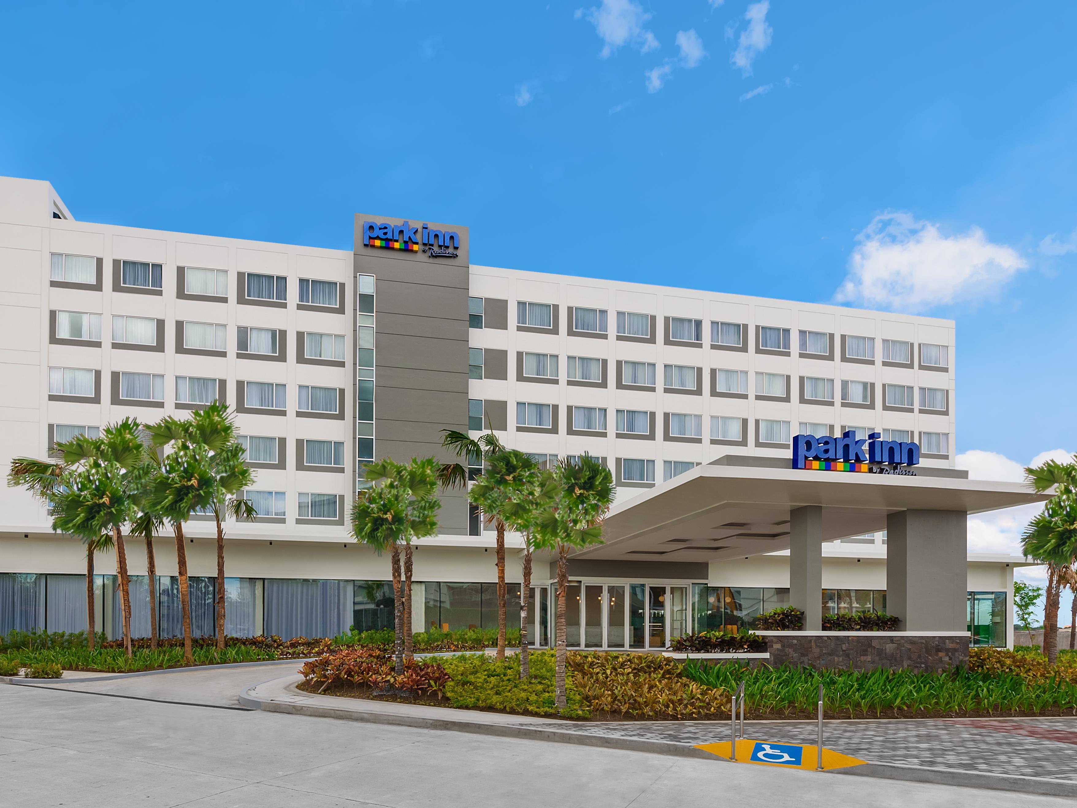 Park Inn By Radisson Clark Angeles Kültér fotó