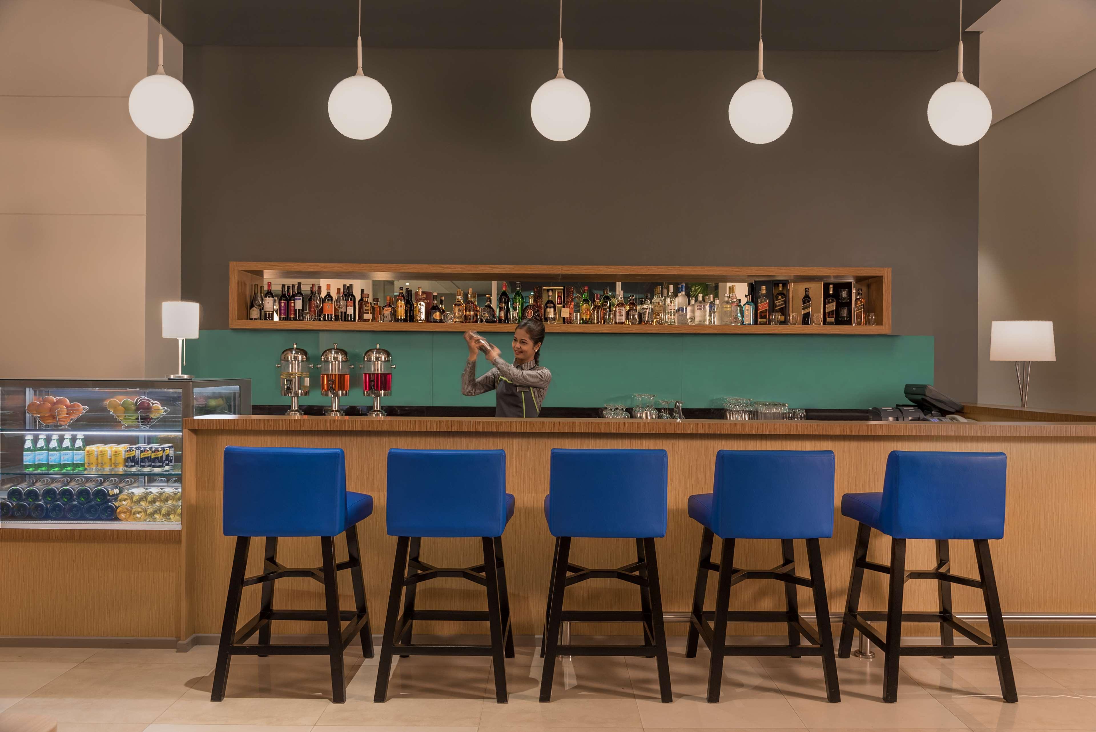 Park Inn By Radisson Clark Angeles Kültér fotó